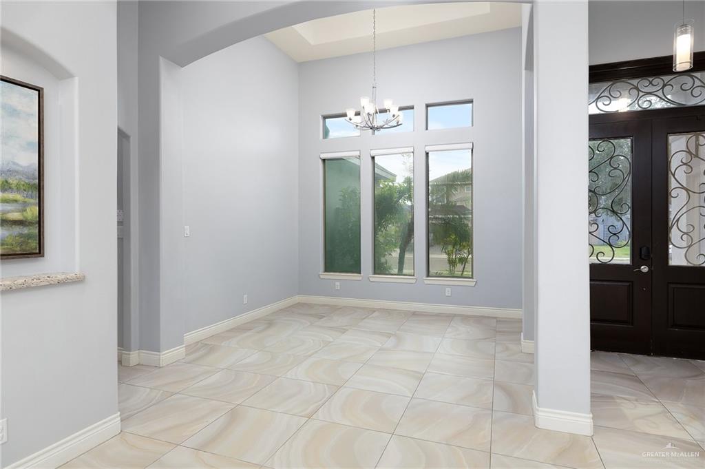 5105 August Court, Edinburg, Texas image 4