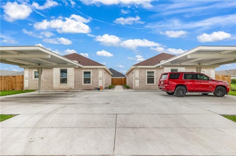Apartment For Rent - 1100 Mahala Avenue #3<br/> Alton, TX 78573