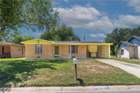 Homes For Sale - 1010 E 12th Street<br/> Hidalgo County, Mission, TX 78572