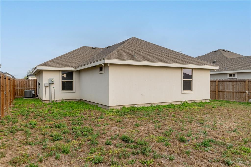 10733 N Sugar Bear Drive, Edinburg, Texas image 13