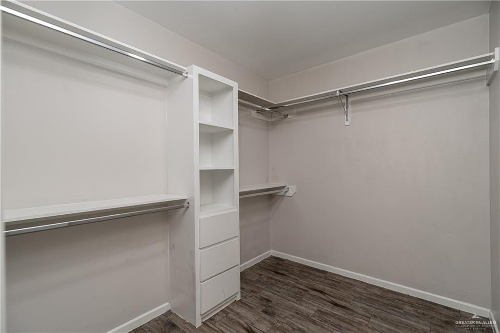 10733 N Sugar Bear Drive, Edinburg, Texas image 11