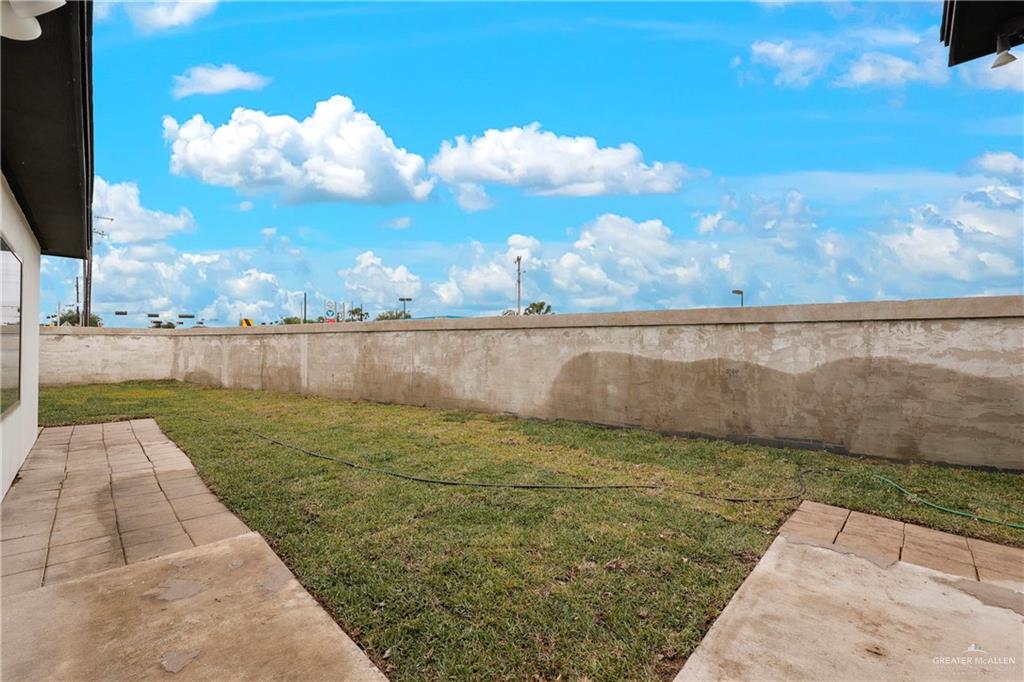 5511 N 36th Lane, McAllen, Texas image 23