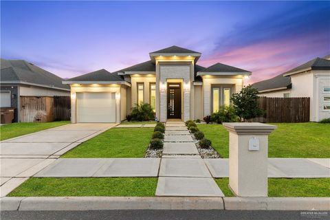 Photo of 6105 N Pedaso Del Sol Street, Edinburg, TX 78542 (MLS # 491225)