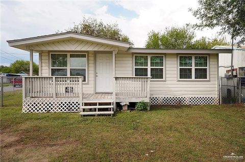 Photo of 443 7th Avenue, Elsa, TX 78543 (MLS # 483118)