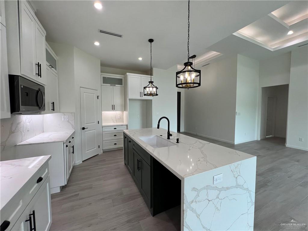 1016 N Buxton Avenue, Edinburg, Texas image 14