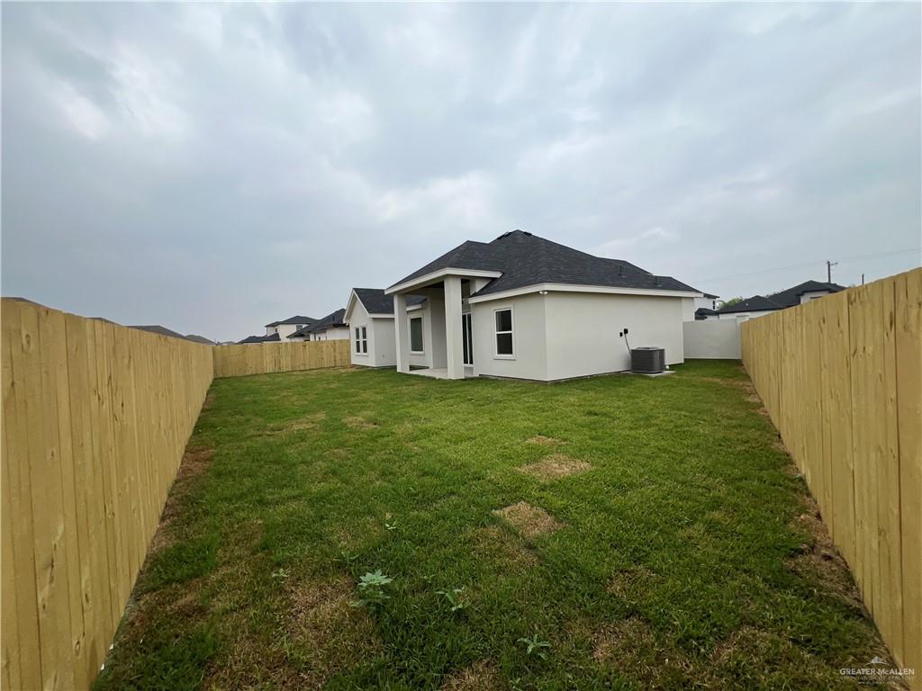 1016 N Buxton Avenue, Edinburg, Texas image 3