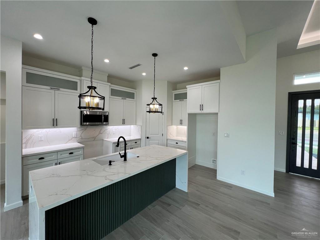 1016 N Buxton Avenue, Edinburg, Texas image 16