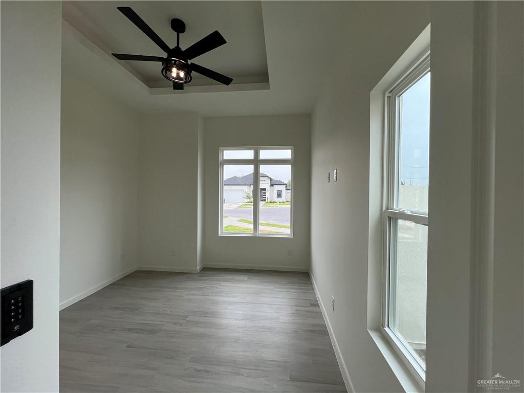 1016 N Buxton Avenue, Edinburg, Texas image 29
