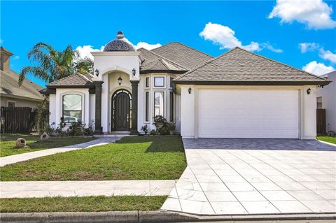 Photo of 2432 Leanna Denae Avenue, Mission, TX 78572 (MLS # 491189)