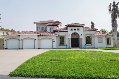 A home in Laguna Vista