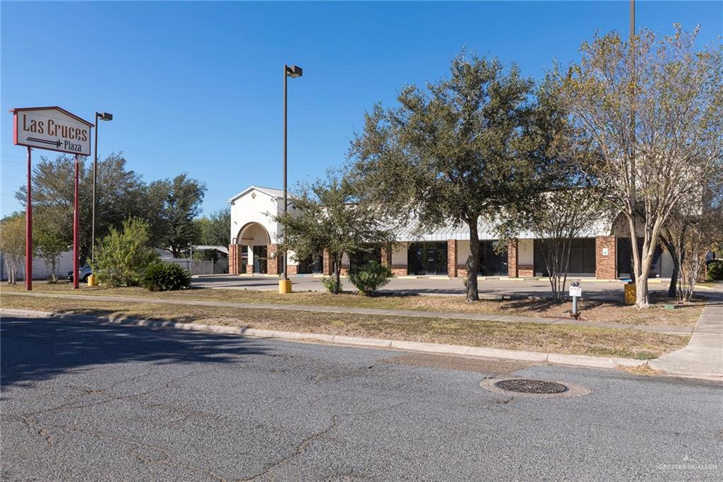 214 W Champion Street W