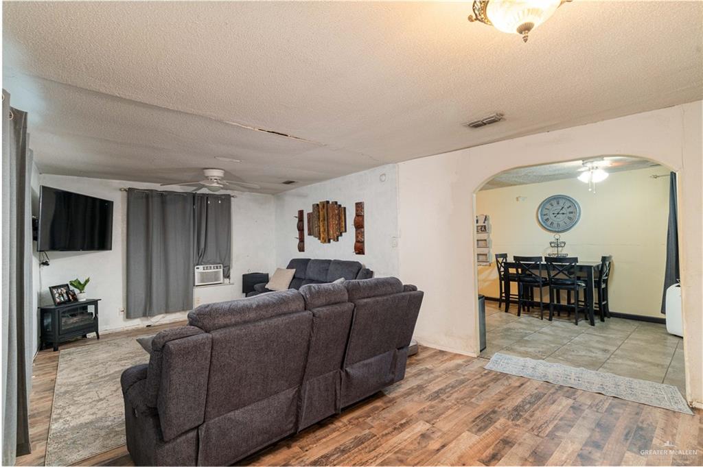 903 E San Antonio Avenue, Pharr, Texas image 2