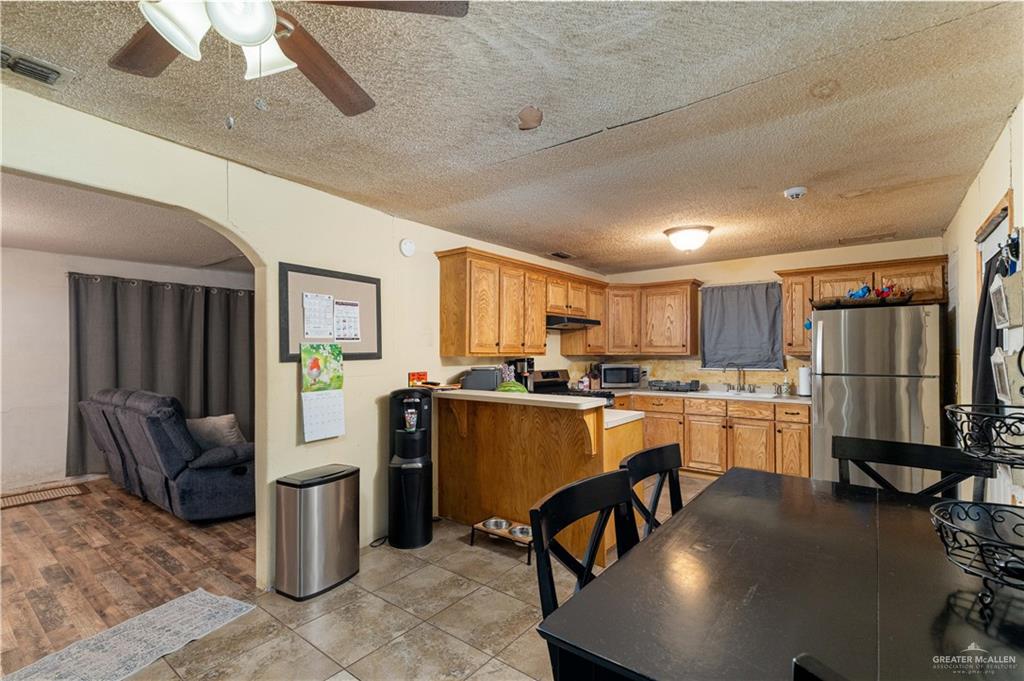 903 E San Antonio Avenue, Pharr, Texas image 4