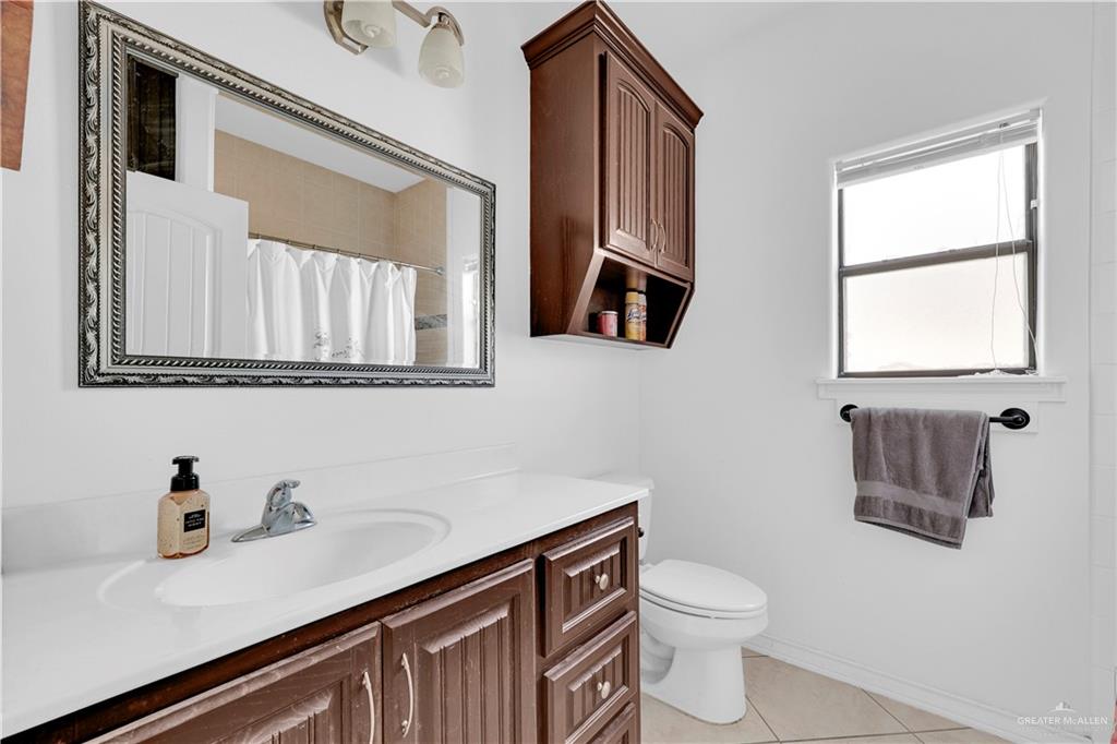 1301 Grosbeak Drive, Pharr, Texas image 14