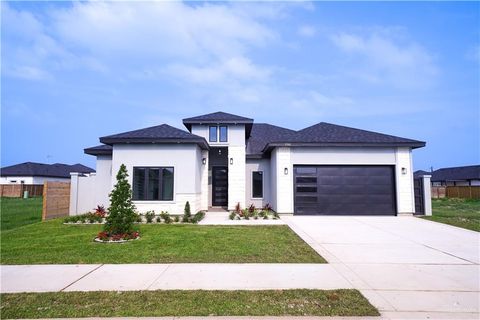 Photo of 1700 Trophy Drive, Edinburg, TX 78542 (MLS # 503112)