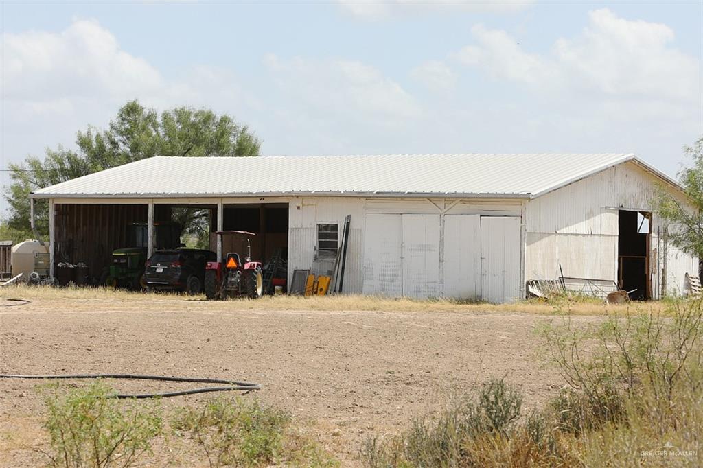 NE Loma Blanca Road, Roma, Texas image 9