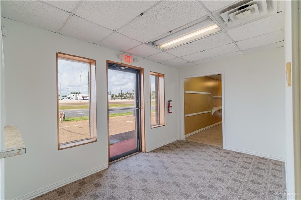 3222 W Expressway 83