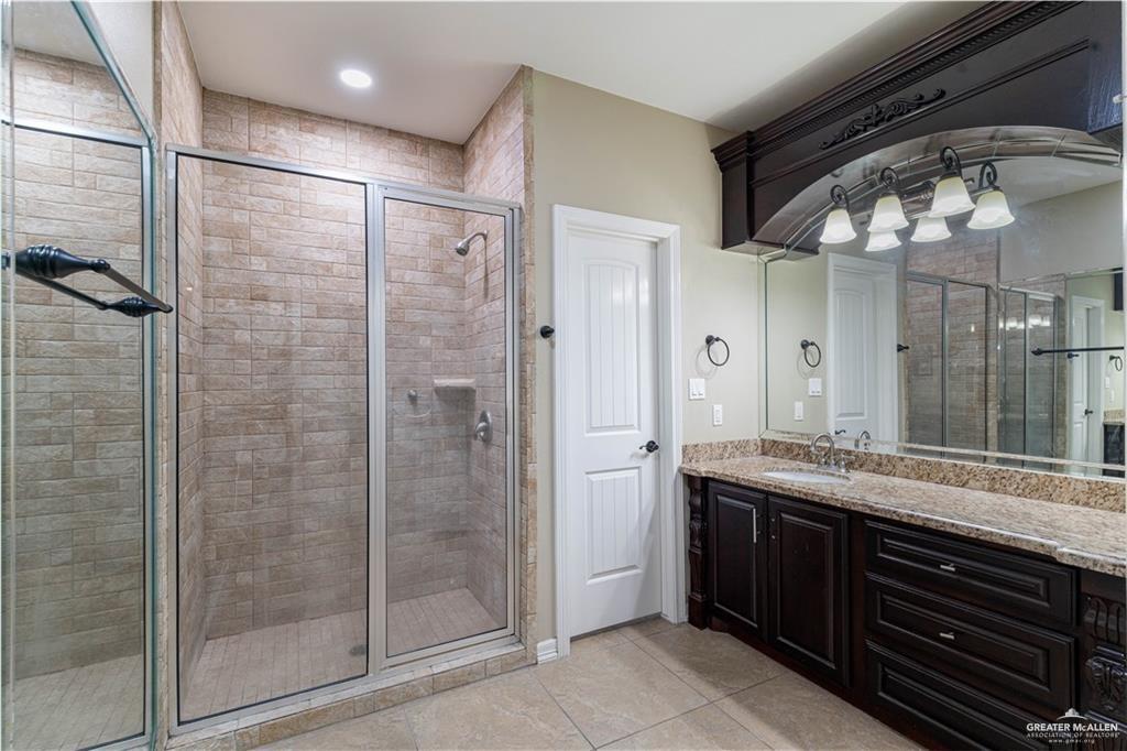 3222 S 5th Lane, McAllen, Texas image 9