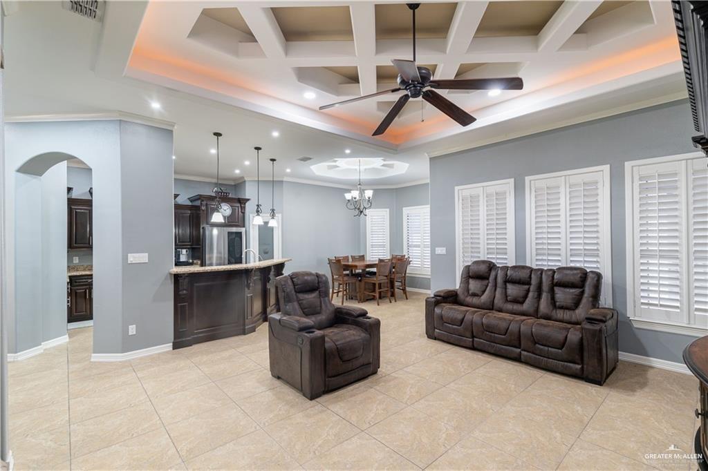 3222 S 5th Lane, McAllen, Texas image 3