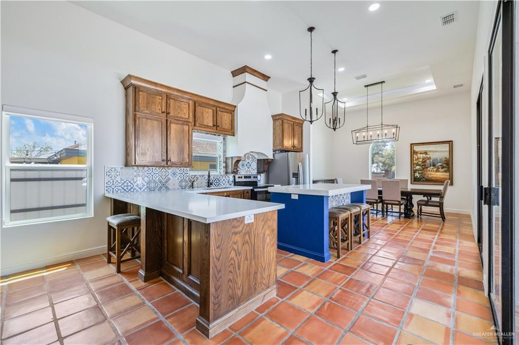 1810 Estrella Street, Roma, Texas image 4
