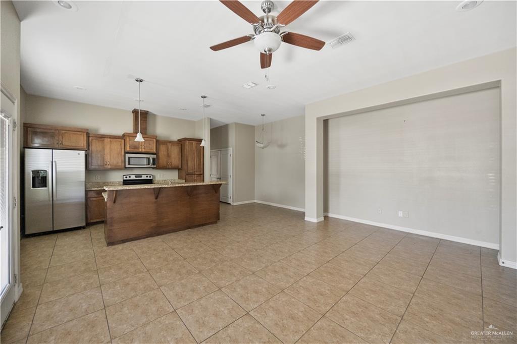 2715 Mimosa Street #6, Mission, Texas image 6