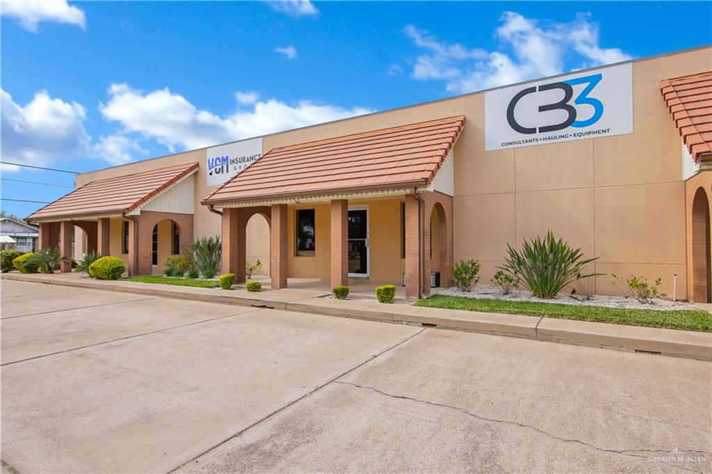 506 W University Drive