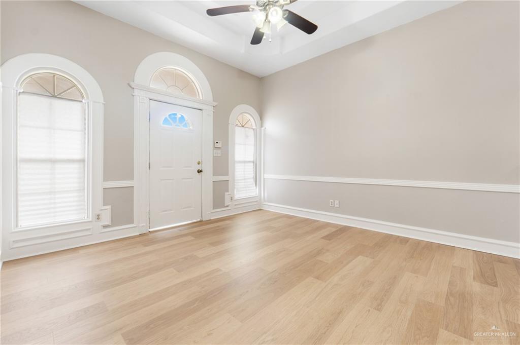 1919 Loma Vista Drive