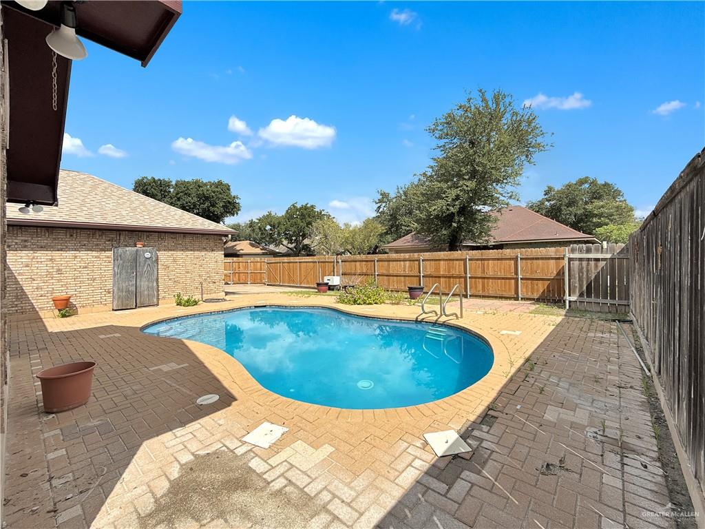 2512 Swallow Drive, McAllen, Texas image 22