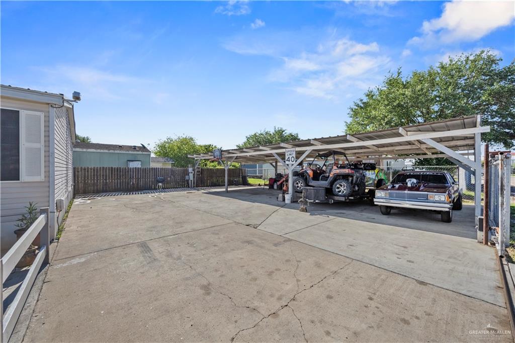 1616 Oak Lane, Weslaco, Texas image 2