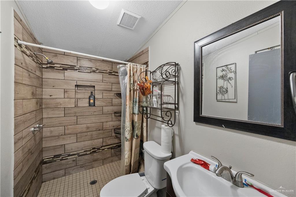 1616 Oak Lane, Weslaco, Texas image 14