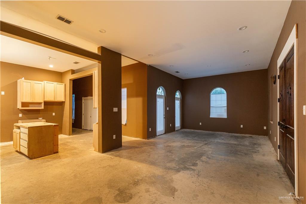 1100 W 11th Street, San Juan, Texas image 4