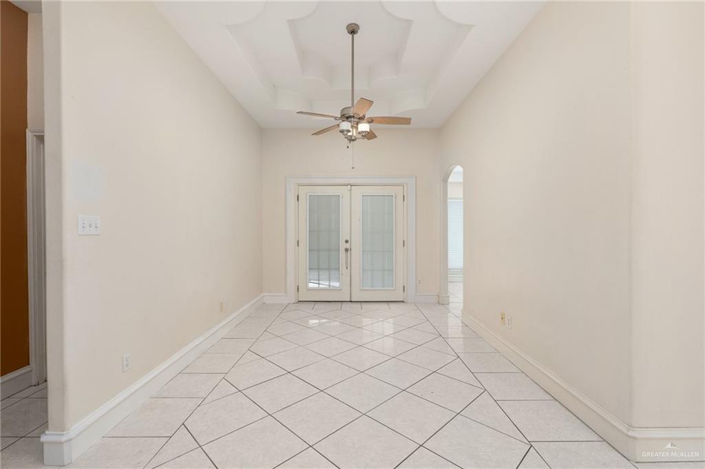 2822 Christian Circle, Harlingen, Texas image 3