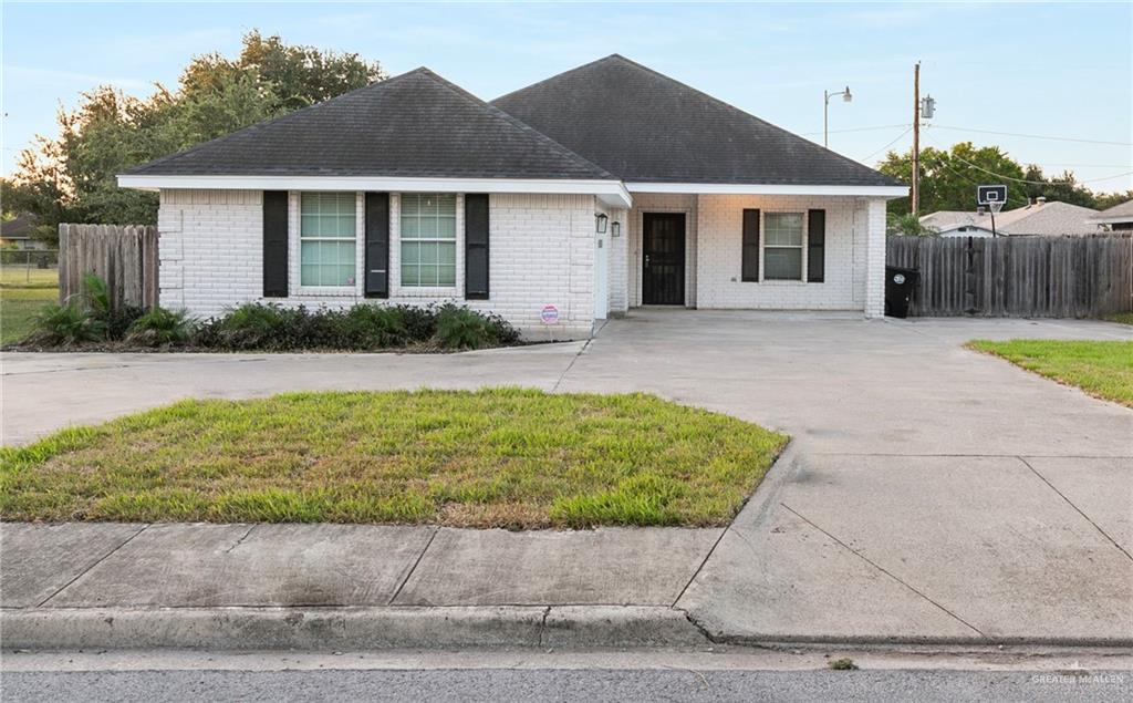 302 W Sugarcane Drive, Weslaco, Texas image 1