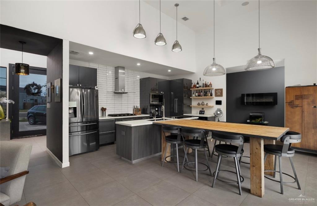 1005 W I Street, Mission, Texas image 3