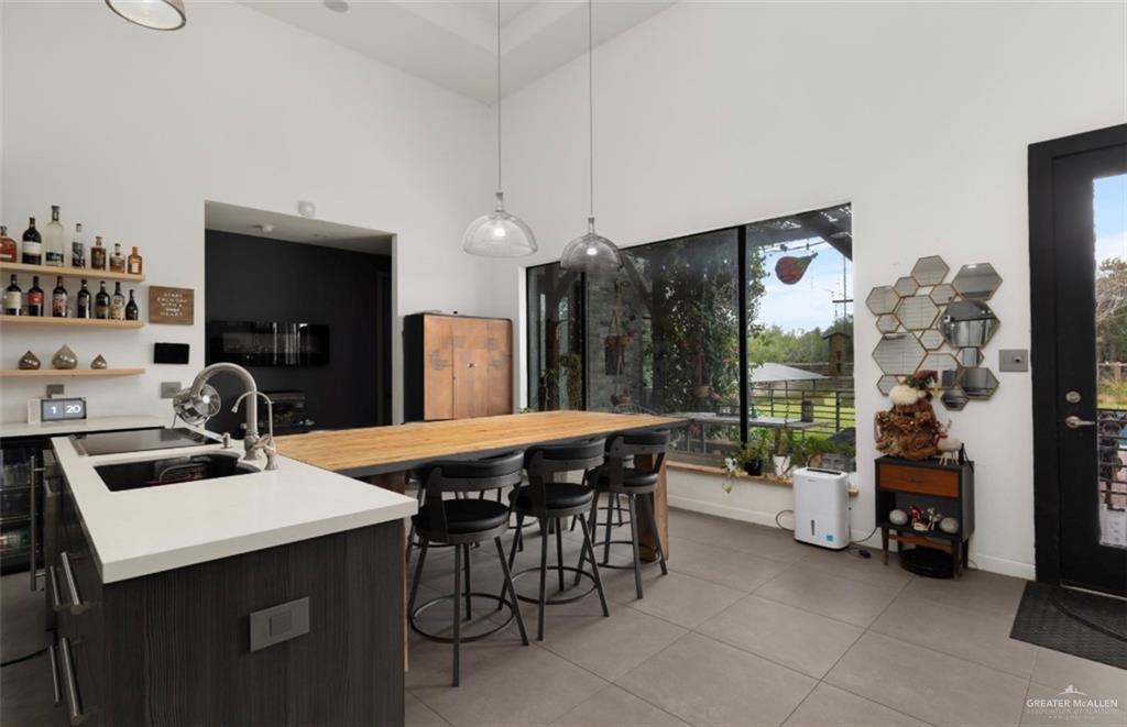 1005 W I Street, Mission, Texas image 4