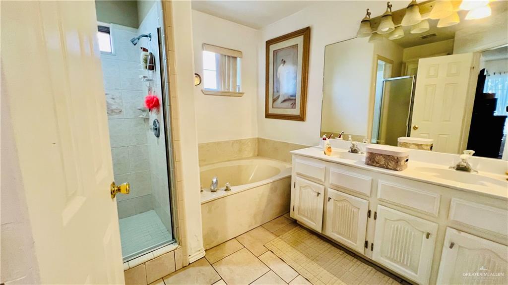 6916 Avenida Del Paseo Street, Mission, Texas image 12