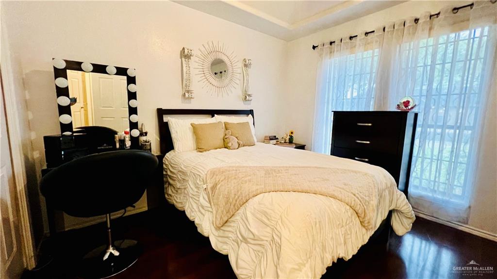 6916 Avenida Del Paseo Street, Mission, Texas image 8