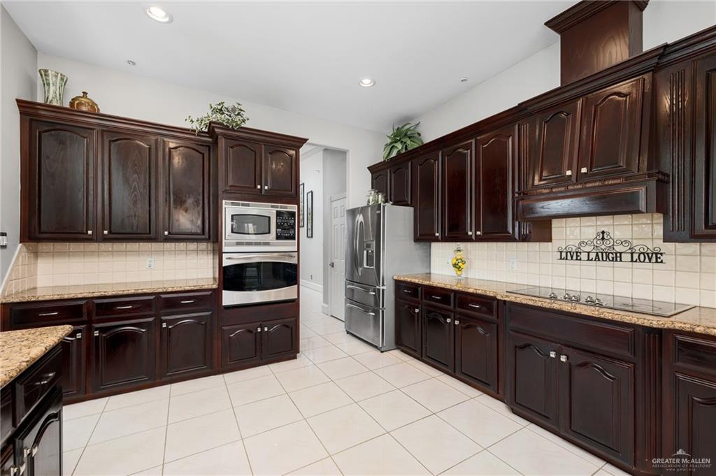 2505 San Luis Circle, Mission, Texas image 12