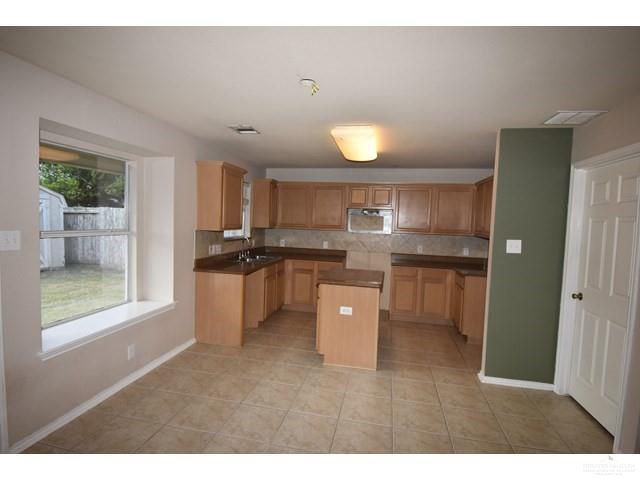 4209 Santa Fe Street, Mission, Texas image 4