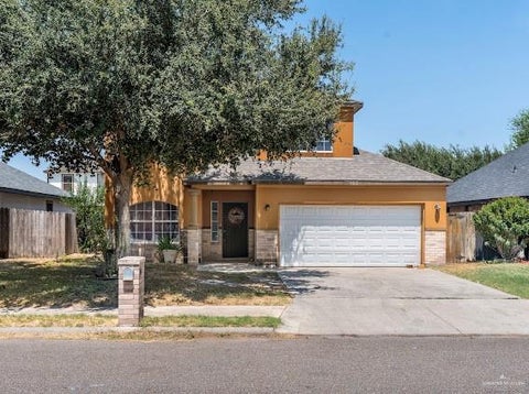 Homes For Sale - 903 W Eisenhower Avenue<br/> Alton, TX 78573
