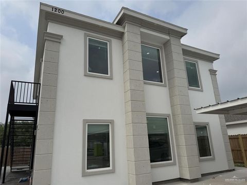 Apartment For Rent - 1200 W Sucre Drive #2<br/> Edinburg, TX 78541