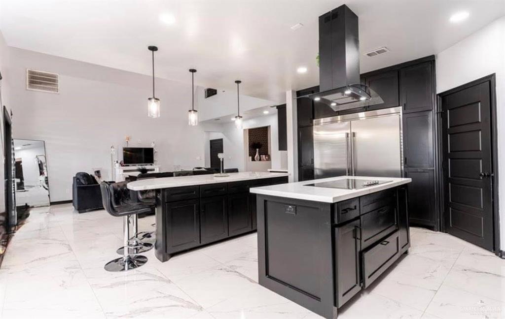 3320 Lago Superior, Edinburg, Texas image 2