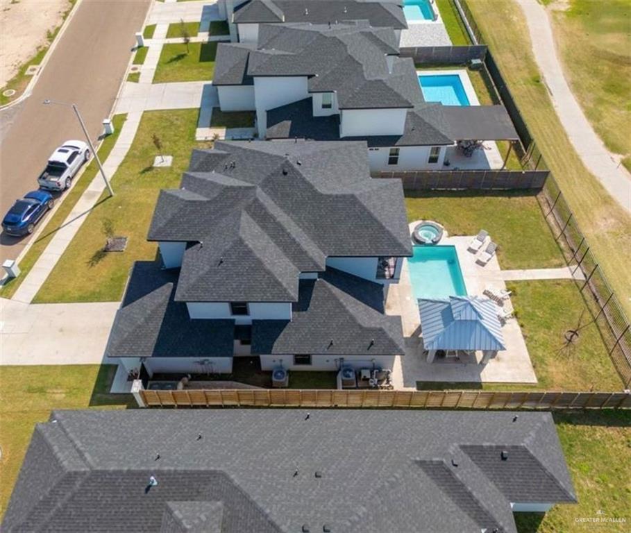 3320 Lago Superior, Edinburg, Texas image 9