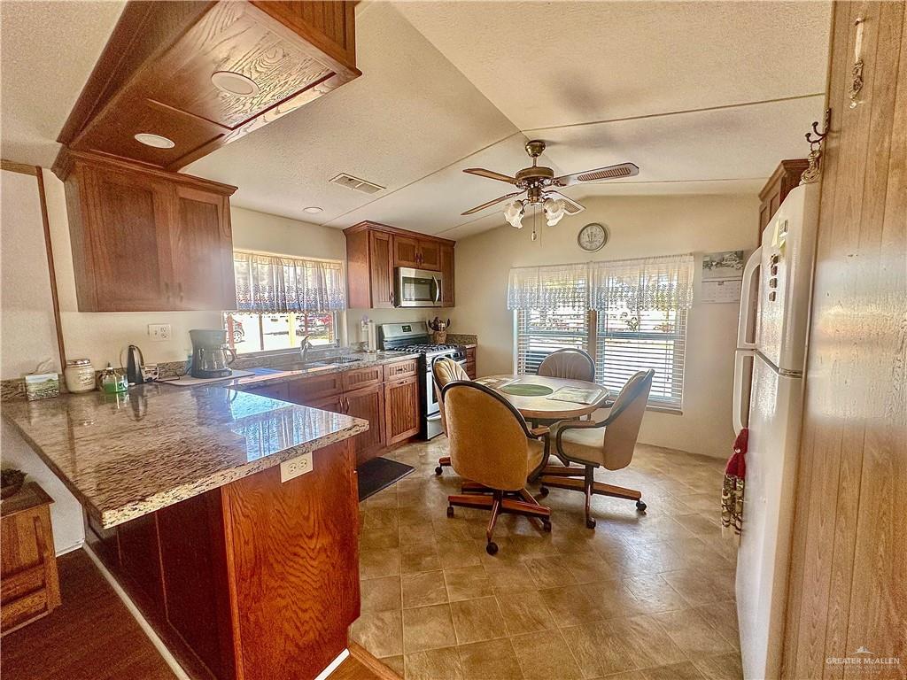 109 W Business Hwy 83, Donna, Texas image 4