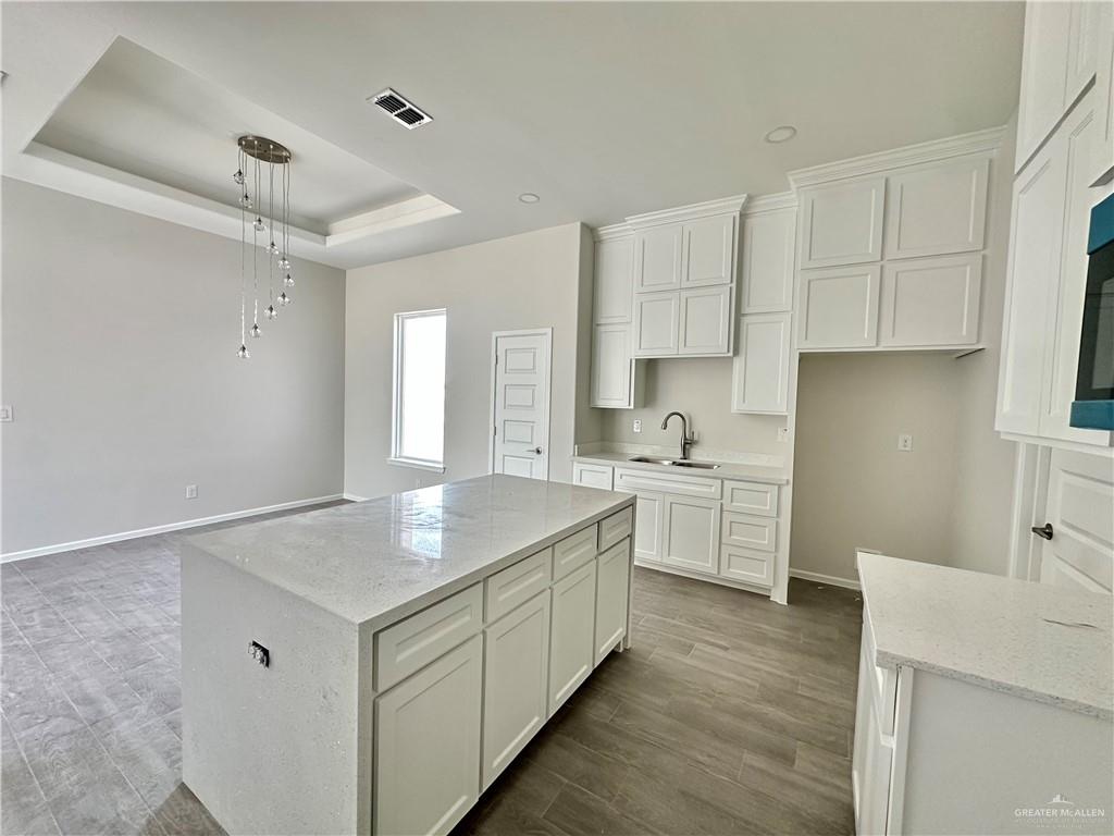 906 Olivia Drive, Mercedes, Texas image 8