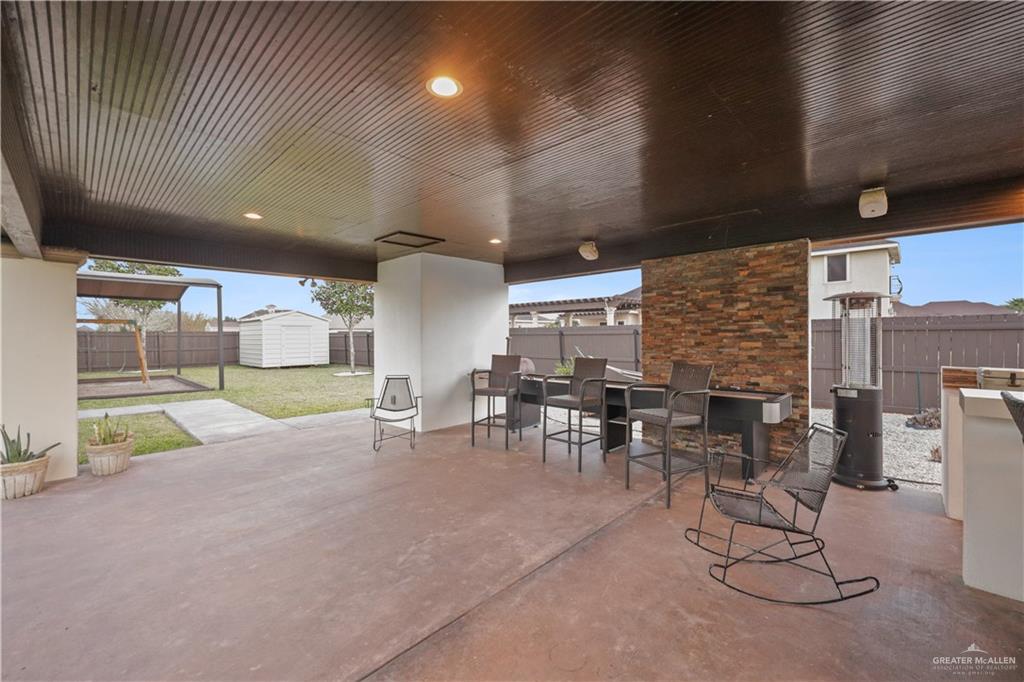 900 E 13th 1/2 Street, San Juan, Texas image 3
