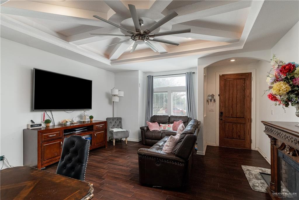 2715 N 44th Lane, McAllen, Texas image 3