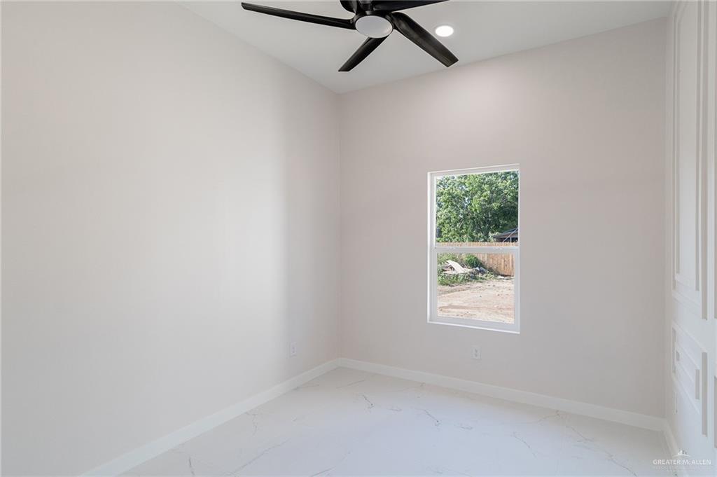1107 E Boxwood Avenue, San Juan, Texas image 10