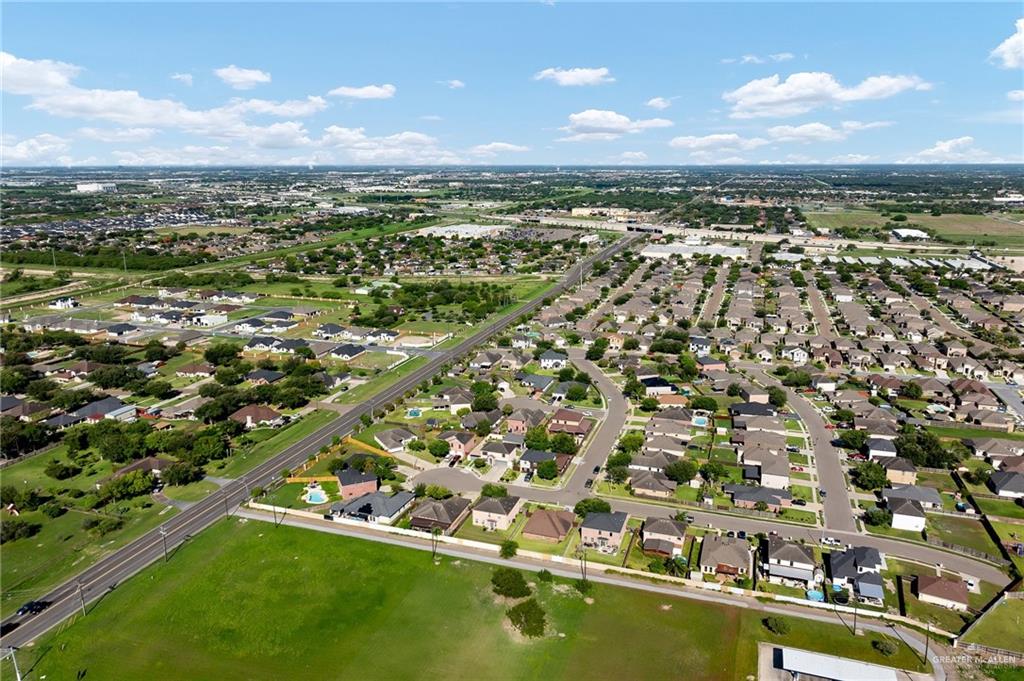 2731 Baylor Avenue, Edinburg, Texas image 37