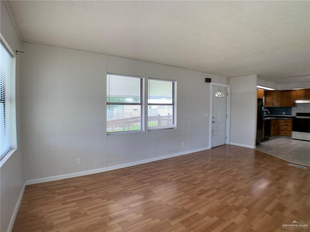 916 N Palmera Road, La Feria, Texas image 4